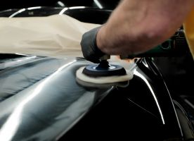 Восстановительная полировка кузова автомобиля
