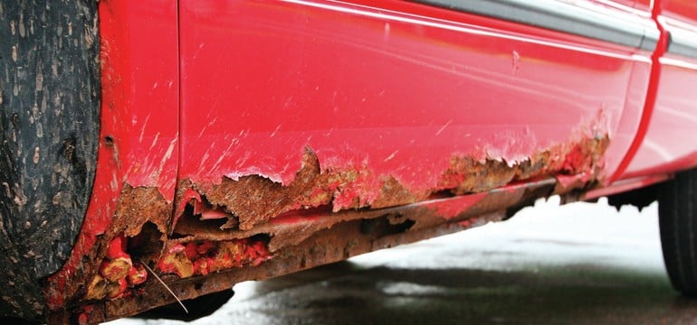 Как защитить кузов и металлические части авто от коррозии
