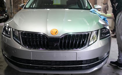 Бронирование фар пленкой Skoda