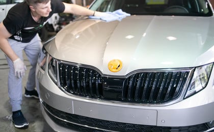 Бронирование фар пленкой Skoda