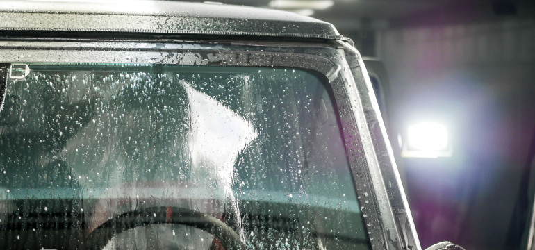 Ппочему сильно увеличилась влажность в салоне автомобиля?